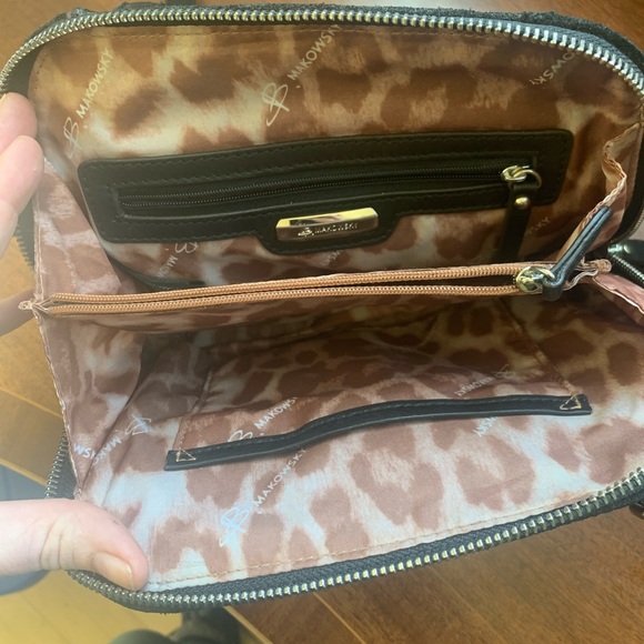 B. Makowsky Black Suede Crossbody Purse - Picture 4 of 5